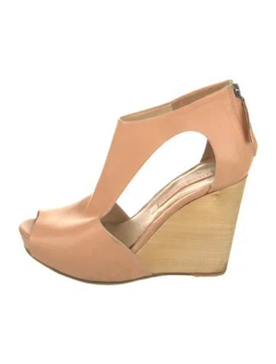 Pre-owned Jill Stuart Leather Pumps In Neutral