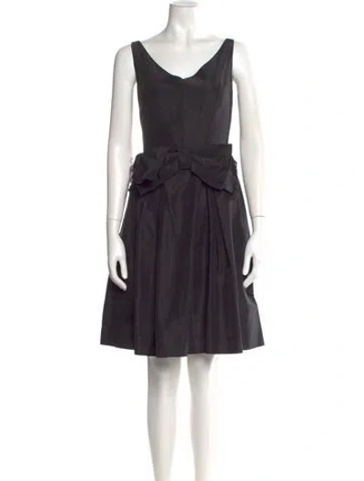 Pre-owned Jill Stuart V-neck Knee-length Dress In Black