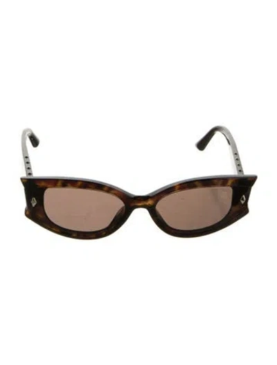 Pre-owned Jimmy Choo Cat-eye Tinted Sunglasses In Black