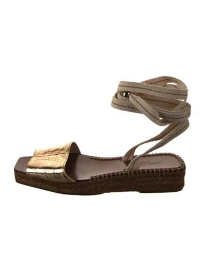 Pre-owned Jimmy Choo Embossed Leather Studded Accents Espadrilles In Gold