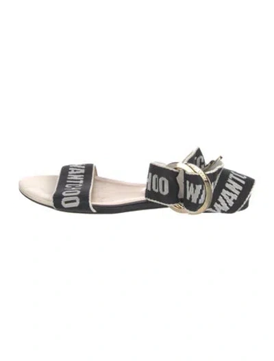 Pre-owned Jimmy Choo Leather Graphic Print Flats In White