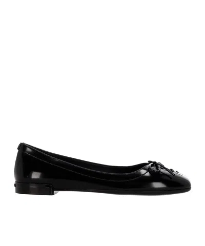 Jimmy Choo Round Toe Flat Shoes In Black