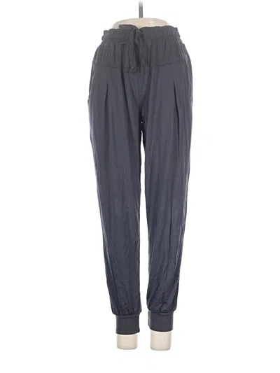 Pre-owned J.ing Casual Pants In Gray