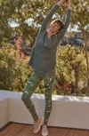 Jjill J.jill Fit Breathe Cotton Leggings In Cypress Green Large Sketched Watercolor