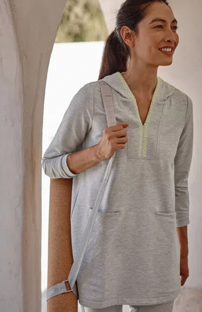 Jjill J.jill Fit Elevate Terry Embroidered Hooded Tunic In Soft Grey Heather,goldfinch