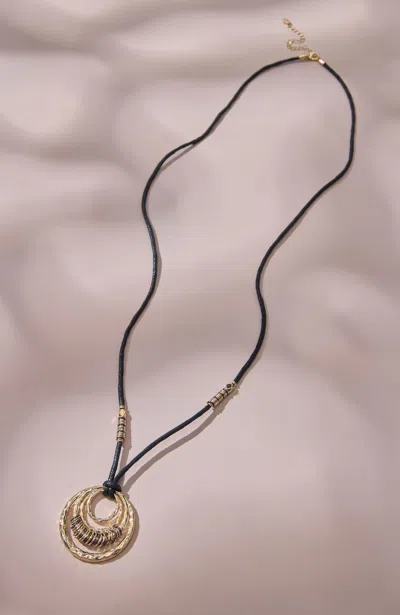 Jjill J.jill Multi-metal Circle Pendant Necklace In Gold