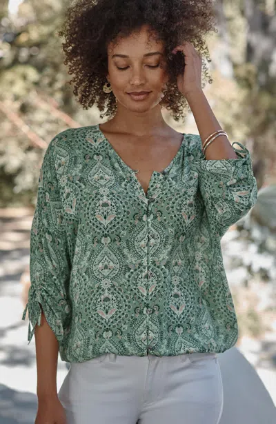 Jjill J.jill Printed Crinkle-textured Top In Willow Exquisite Medallion