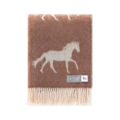 J.j.textile Brown / Neutrals / White Rusty Brown Horse Throw In Multi