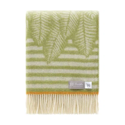 J.j.textile Green / White Light Green Stripe Fern Wool Throw