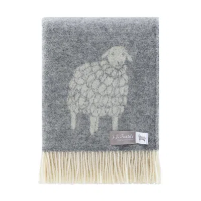 J.j.textile Grey / White Grey Mima Sheep Throw In Multi