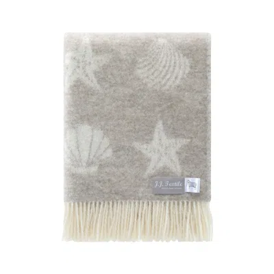 J.j.textile Neutrals / White Beige Seashells Wool Throw