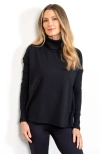 Jjwinks Built-in Shelf Fleece Turtleneck With Rib Details In Black