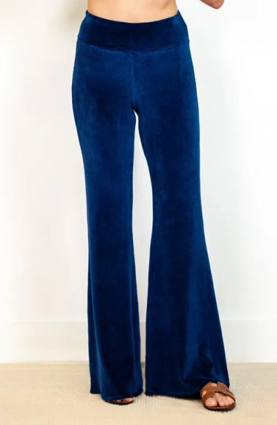 Jjwinks Velour Flare High Waist Holiday Pants In Sapphire