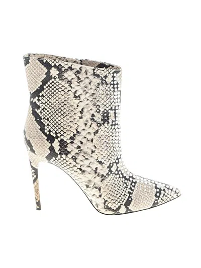 Pre-owned Jlo By Jennifer Lopez Ankle Boots In Ivory