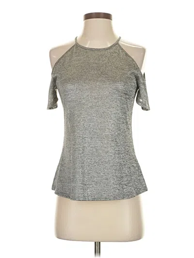 Pre-owned Jlo By Jennifer Lopez Short Sleeve Top Gray Cold Shoulder Neckline Tops