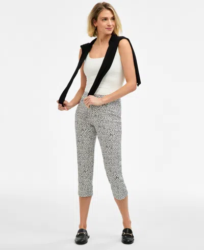 Jm Collection Women's Printed Pull-on Capri Pants, Macy's Exclusive In Gray