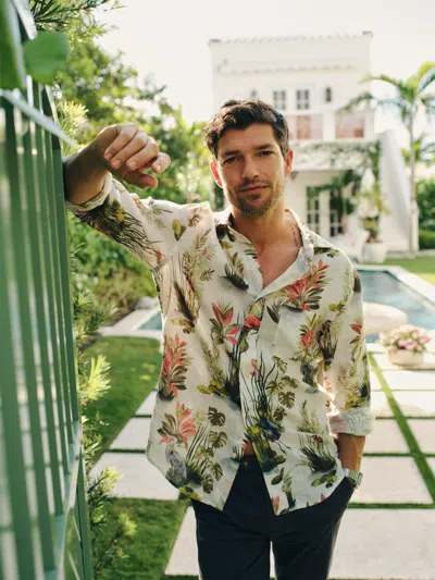 J.mclaughlin Men's Gramercy Linen Shirt In Tidal Palms White/coral/green In Multi