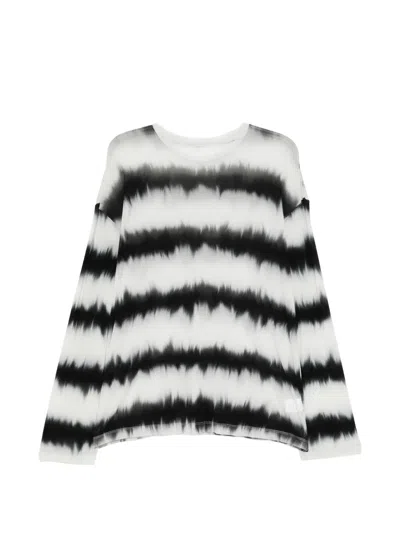 Jnby Marble Dye Top In Black