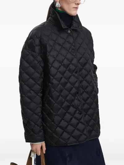 Jnby Oversized Quilted Jacket In Black