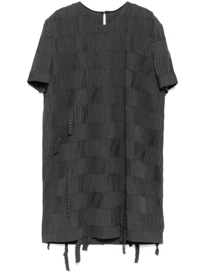 Jnby Tucker Fold Short-sleeves Dress In Grey