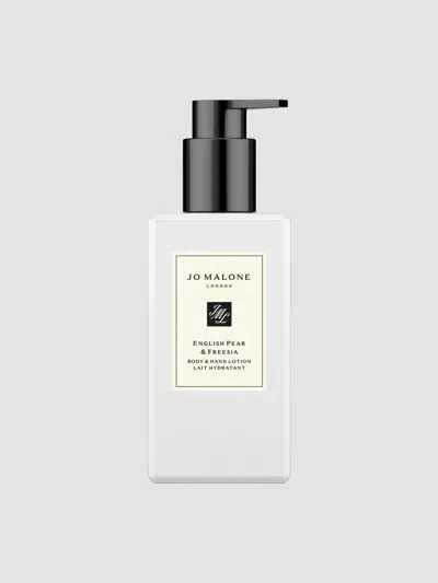 Jo Malone London English Pear & Freesia Body & Hand Lotion