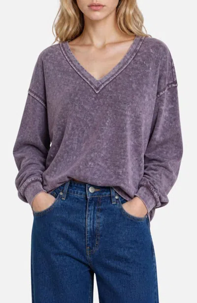 Joa J.o.a. Inverted Seam V-neck Top In Eggplant