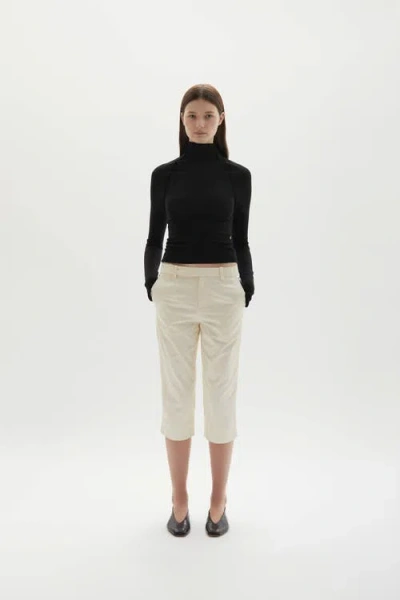 Joaen Sara Capri Pants In Black