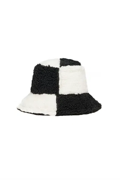 Jocelyn Women's Tunnel Bucket Hat In Black/white In Multi