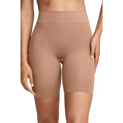 Jockey Skimmies Seamfree Ultralight Smoothing Mid-thigh Slipshort In Pink