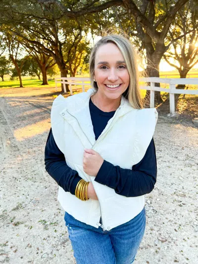 Jodifl Quilted Short Vest In Cream In Multi