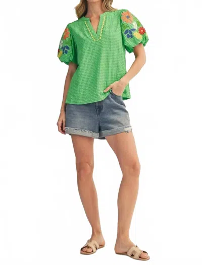 Jodifl Ryanne Short Puff Floral Sleeve Top In Green