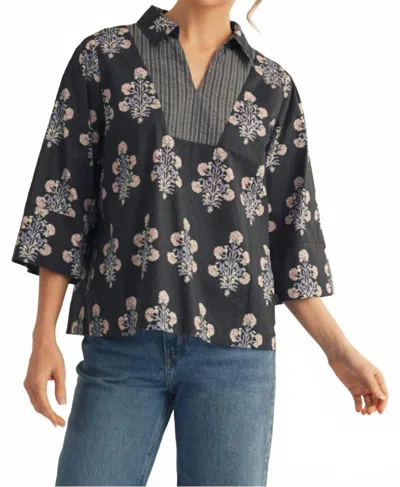 Jodifl Three-quarter Sleeve V Neck Top In Black