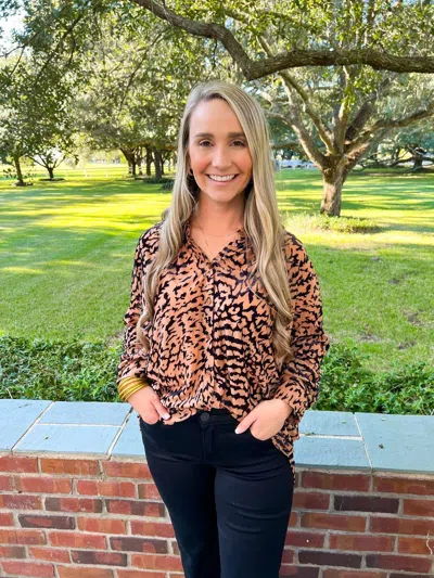 Jodifl Velvet Top In Leopard In Blue
