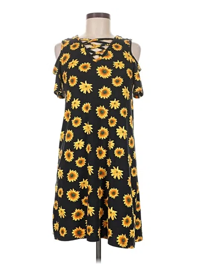 Pre-owned Joe Boxer Casual Dress In Yellow
