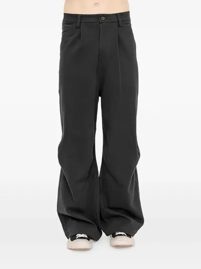 Joe Chia Xerx Pleated Trousers In Black