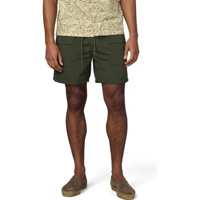 Joe's Modern Cargo Shorts In Green