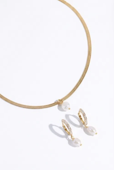 Joey Baby Juliet Carrie Freshwater Pearl Set In Gold