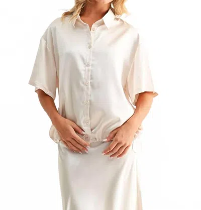 Joh Janine Top In Champagne In White