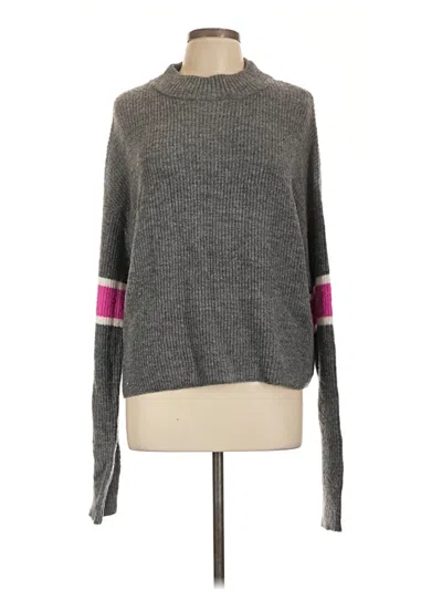 John & Jenn Pullover Sweater In Gray