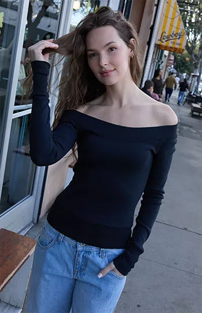 John Galt Women's Black Ginny Long Sleeve Off-the-shoulder Top