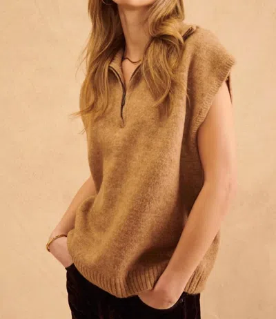 John & Jenn Michael Quarter Zip Vest In Camel