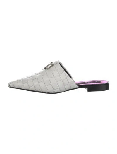 Pre-owned John Richmond Leather Patterned Mules In White