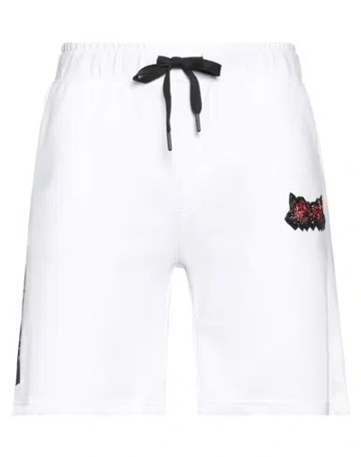 John Richmond Man Shorts & Bermuda Shorts White Size Xxl Cotton