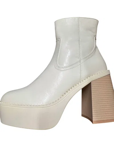 John Zee Women's Edge-02 Ankle Boots In Beige In White