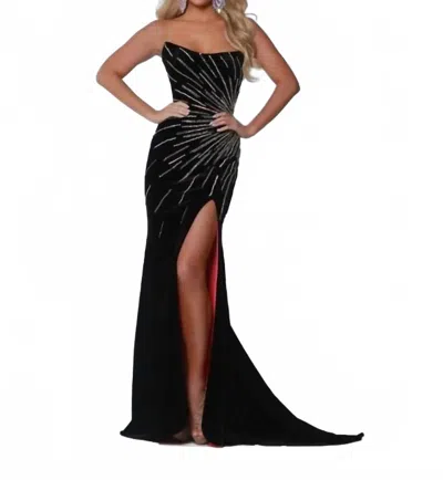 Johnathan Kayne Sweetheart Velvet Gown In Black