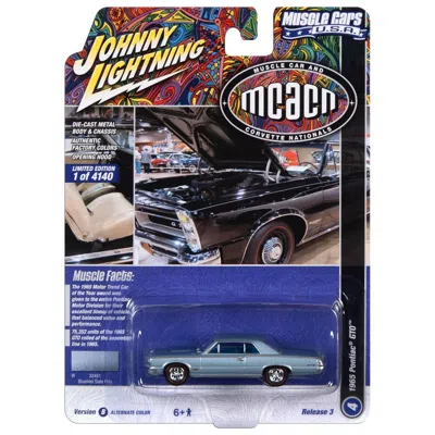 Johnny Lightning 1 To 64 Scale 1965 Pontiac Gto Bluemist Slate Metallic With Red Stripes & Blue Interior Mcacn To 414
