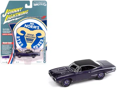 Johnny Lightning 1970 Dodge Coronet Super Bee "mr. Norm's" Plum Crazy Metallic With Black Top And White