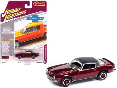 Johnny Lightning 1975 Chevrolet Camaro Lt Dark Red Metallic With Black Top "classic Gold Collection" 1/64 Diecast