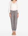 Johnny Was Diamond All Over Embroidered Pant In Dusty Mountain In Grey