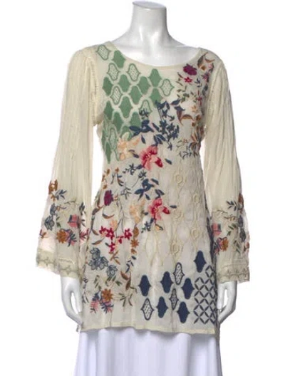Pre-owned Johnny Was Floral Print Scoop Neck Blouse In Neutrals